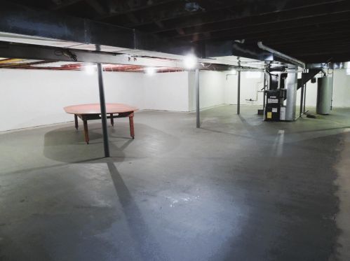 1305 Wood St, Valpo IN 46383-5140 exterior