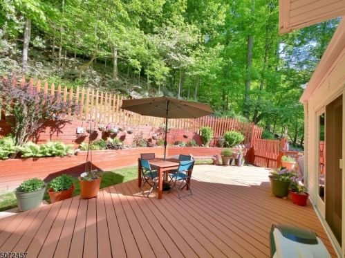 629 Shore Trl, Sparta, NJ 07871-1317