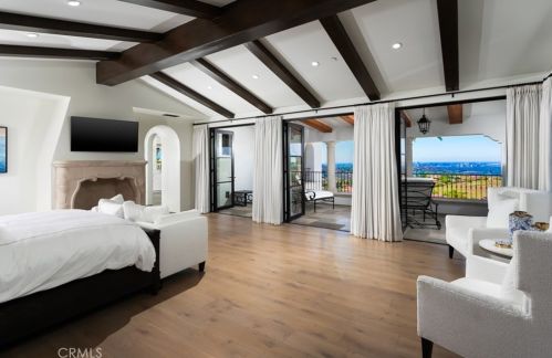 20 Black Falcon, Irvine CA  92603-0420 exterior