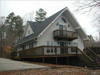385 Waters Edge Ln, Semora, NC 27343