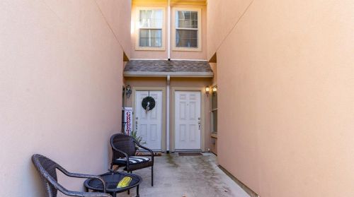 1543 Cozy Dr, Fort Worth TX  76120 exterior