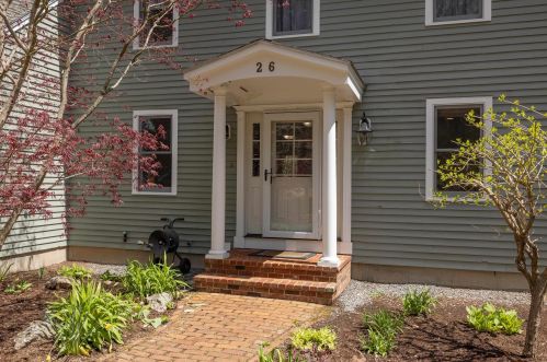 26 Fern Ave, Rye, NH 03870-2501