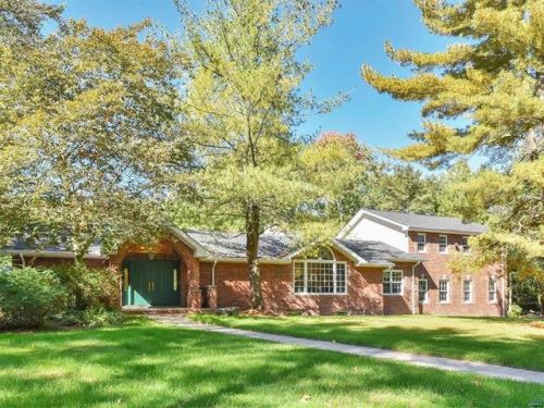 1 Haring Farm Ln, Rockleigh, NJ 07647-2717