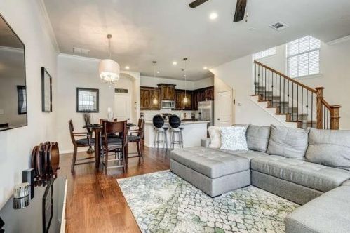 520 Reale Dr, Irving TX  75039-4163 exterior
