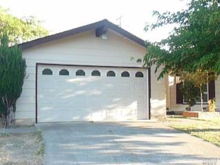 107 Manzanita Dr, Vacaville, CA 95688-2310