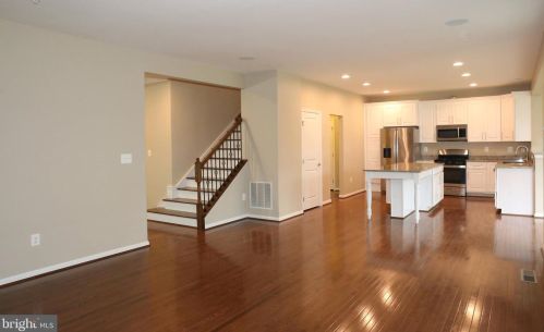 702 Turkana Cir, Aberdeen MD  21001-1266 exterior