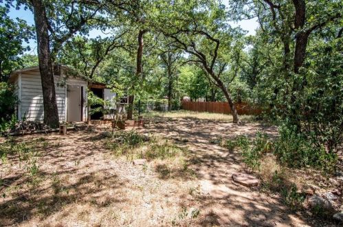 2517 Weiler Blvd, Fort Worth TX  76112-5043 exterior