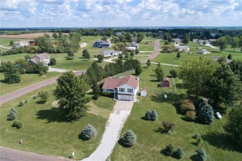 25016 164th St, Leavenworth, KS 66048-8371