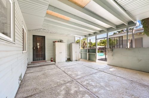 1432 Marshall St, Turlock CA 95380-4133 exterior