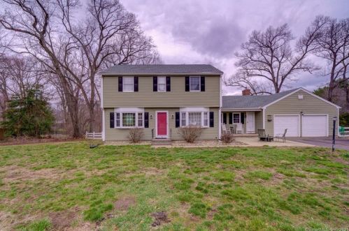 13 Allen Dr, East Windsor, CT 06016-9765