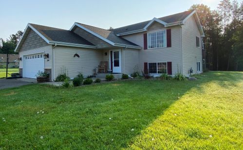 2539 Crestview Ln, Brainerd, MN 56401-5751
