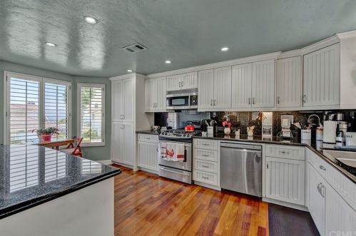 5572 Stetson Ct, Anaheim, CA 92807-4649