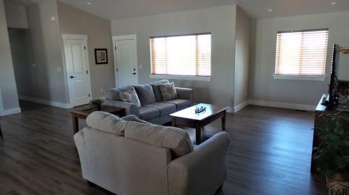 413 Tejon Ave, Pueblo CO  81007-3285 exterior