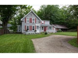 3 Mast St, Goffstown, NH 03045-1709
