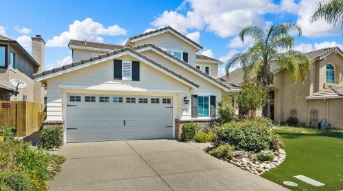 2615 Sequoia St, Lodi, CA 95242-4689