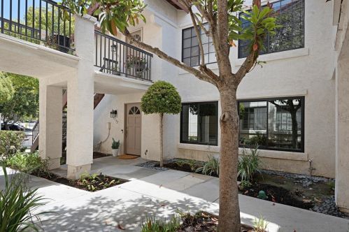3532 Voyager Cir, San Diego, CA 92130-1846