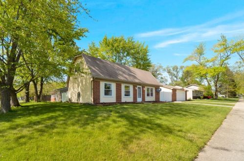 189 Garden Dr, Lemont IL  60440-2668 exterior