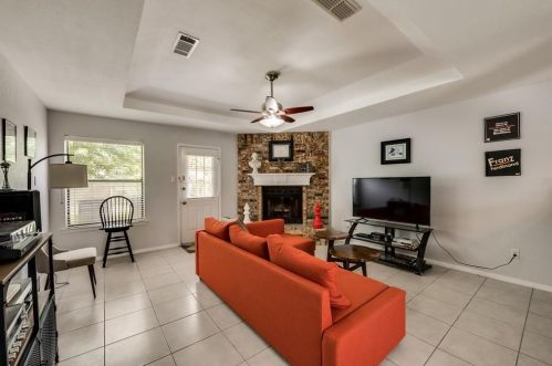 5924 Fair Wind St, Fort Worth TX  76135-2014 exterior