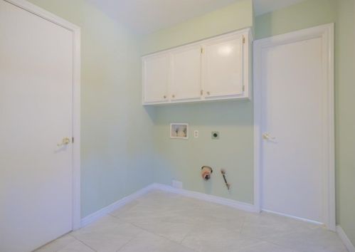 510 Mayfield Ave, Garland TX  75041-5041 exterior