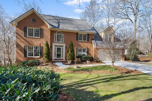 4418 Windsor Oaks Cir, Marietta, GA 30066-2388