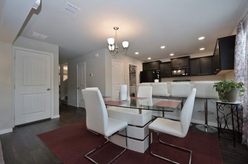 1544 Chama Dr, Fort Worth TX  76119-2666 exterior