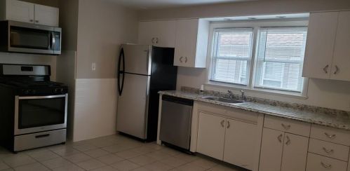 29 Rome Ave, Providence, RI 02904-4528
