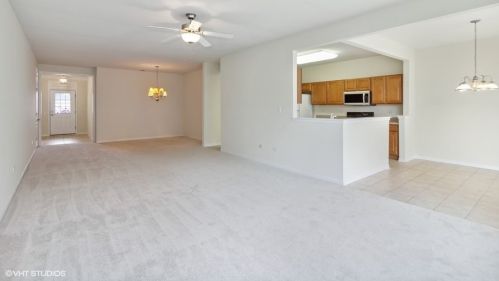 216 Prideland Dr, Joliet, IL 60404-7043