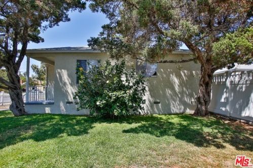 6340 Blucher Ave, Van Nuys, CA 91411-1007