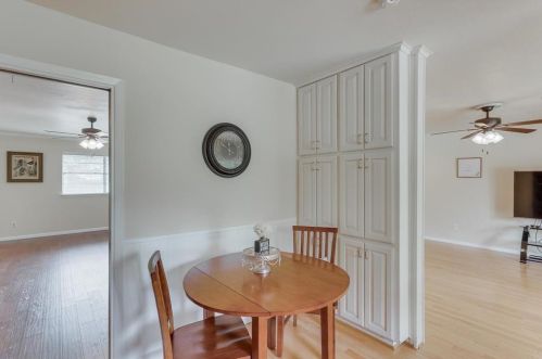 1712 Ridgmar Blvd, Fort Worth TX  76116-2048 exterior