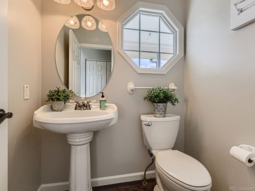 512 Meadow Station Cir, Parker CO  80138-4450 exterior