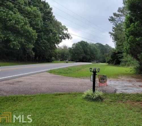 4153 Highway 155, Stockbridge GA  30281-4011 exterior