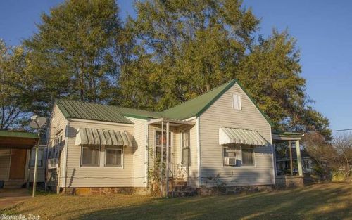 111 6th St, Dierks, AR 71833