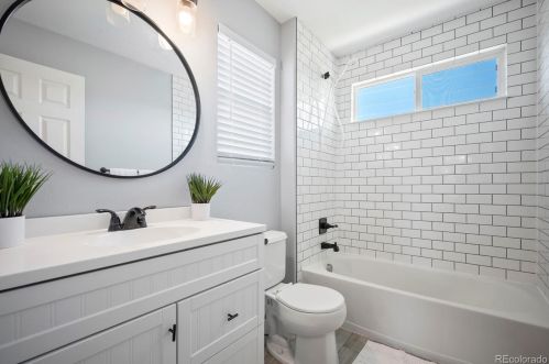 4767 Elk Way, Denver CO  80016-5829 exterior