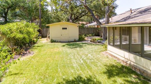 11309 Alhambra Dr, Austin TX  78759-5312 exterior