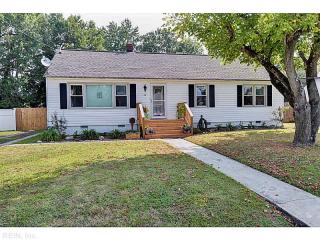 112 Cynthia Dr, Hampton, VA 23666-2902