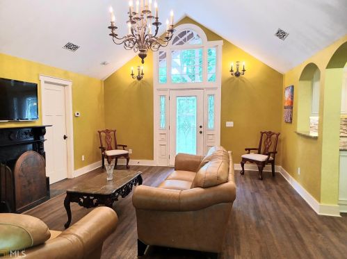 41 Dogwood Ln, Dahlonega, GA 30533-6642