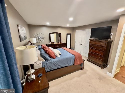 9 Hickory Rd, Carlisle PA 17015-9707 exterior