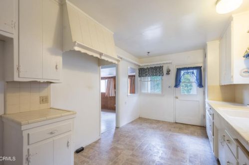 3213 Park Vis Dr, Glendale CA 91214-3355 exterior