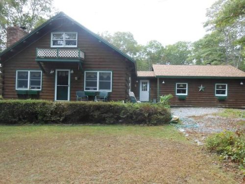 745 Lafayette Rd, Tiverton, RI 02878-3409