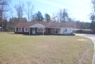 284 Main St, Dearing, GA 30808-4085