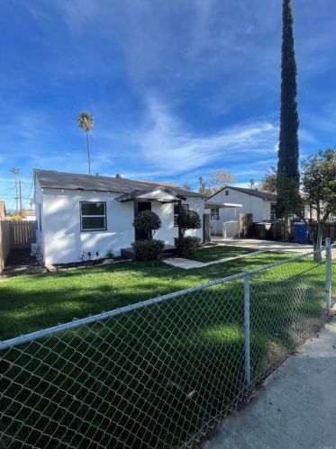 2851 Prospect Ave, Riverside, CA 92507-5645