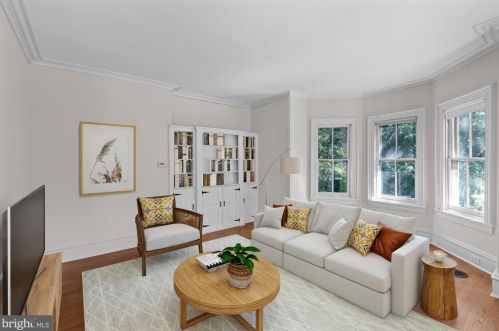 121 Ctr St, Haddonfield NJ 08033-1803 exterior