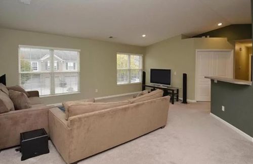 7222 English Dr, Cincinnati OH  45244-3147 exterior