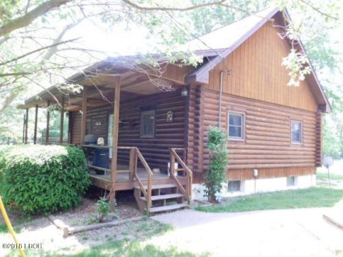 6774 Bee Branch Rd, Salem, IL 62881-5438