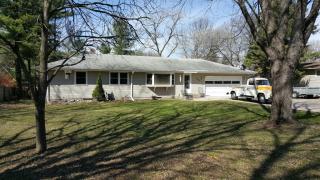 8346 Groveland Rd, Saint Paul MN  55112-6128 exterior