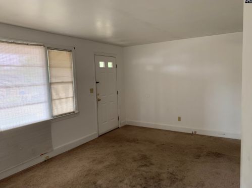 2212 Maylynn Dr, Cayce-West Columbia SC  29033-1813 exterior
