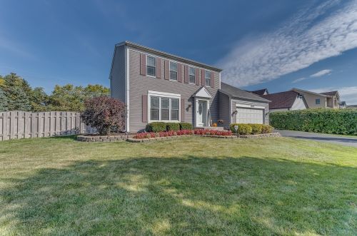 1209 Harwich Dr, Carol Stream, IL 60188-9099