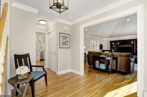 10 Sandy Ln, Dover NJ  07869-4732 exterior