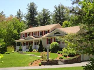 6 Priscilla Ln, Londonderry, NH 03053-3165