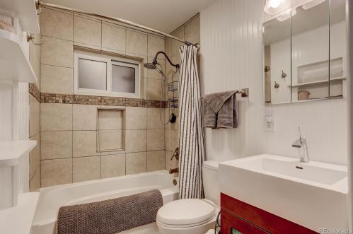 6062 61 Pl, Arvada CO  80003-5048 exterior
